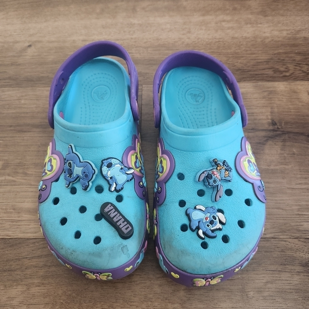 Crocs Butterfly Light Up Clogs With Stitch Jibbetz Size 2